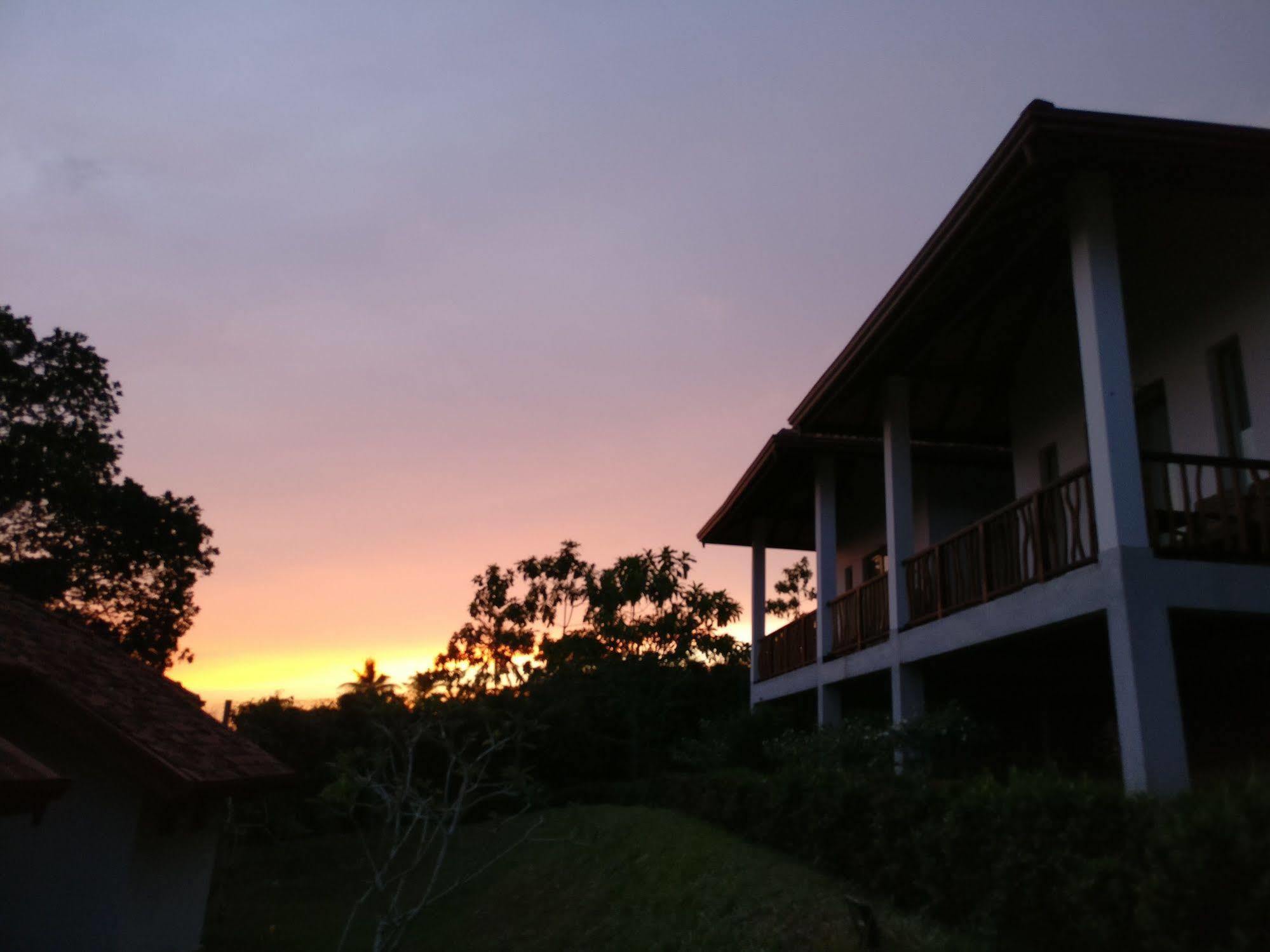 Oriole Villas 本托塔 外观 照片